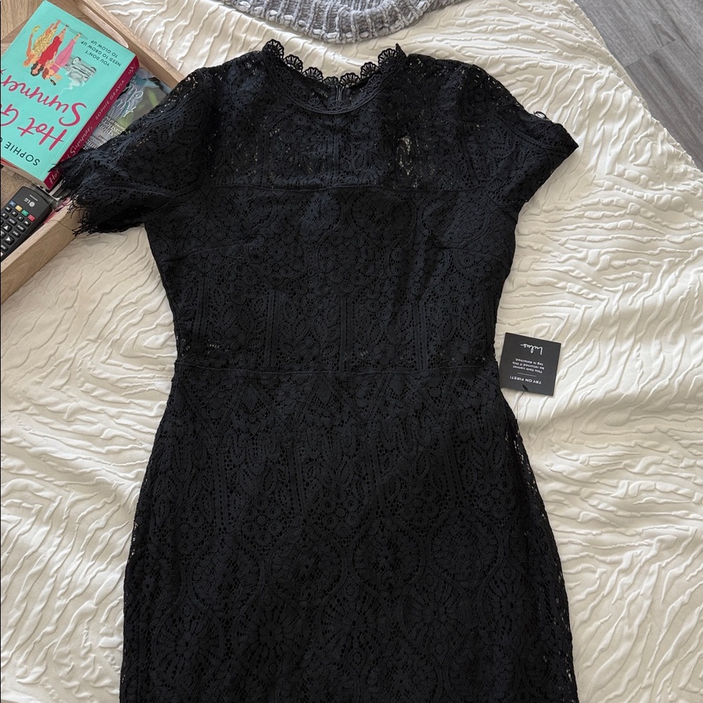 Lulu's Black Lace Dress